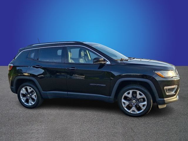 Used 2020 Jeep Compass Limited AWD/4WD image 3