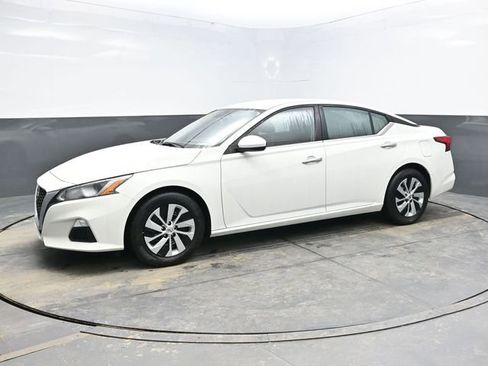 Used 2021 Nissan Altima 2.5 S image 3