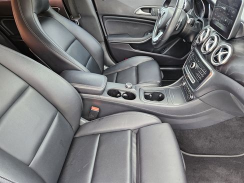Certified 2019 Mercedes-Benz CLA 250 image 14