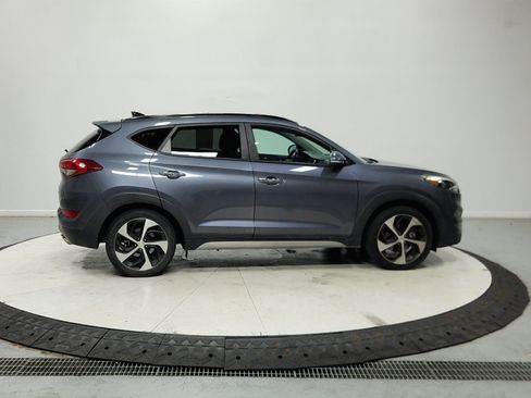 Used 2018 Hyundai Tucson Limited w/ Ultimate Package 02 FWD image 9