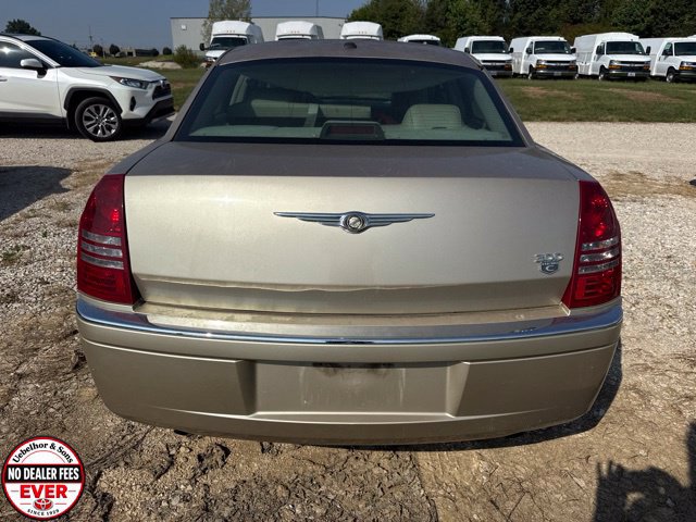 Used 2007 Chrysler 300 C RWD image 4