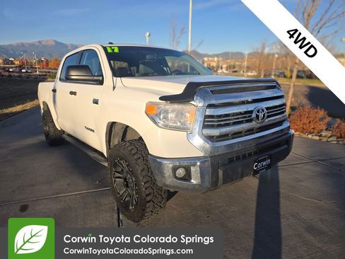 Used 2017 Toyota Tundra SR5 image 1