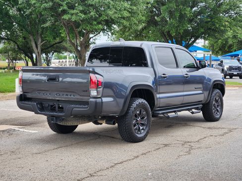 Used 2021 Toyota Tacoma TRD Off-Road AWD/4WD image 5