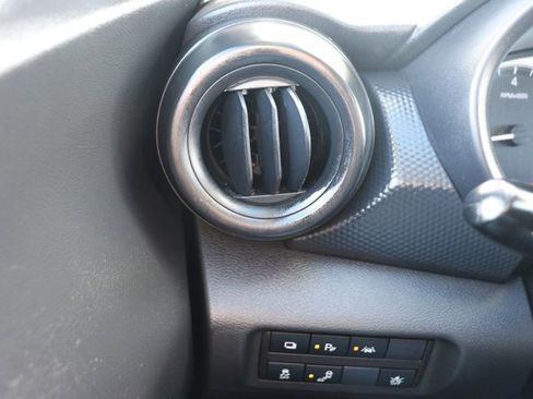 Used 2024 Nissan Kicks S image 23