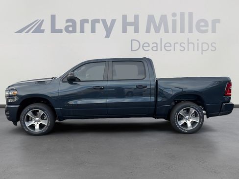 New 2026 RAM 1500 Express image 3