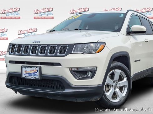 Used 2021 Jeep Compass Latitude FWD image 2