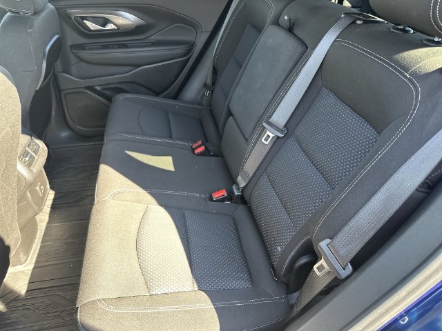 Used 2023 GMC Terrain SLE w/ Driver Convenience Package AWD/4WD image 32