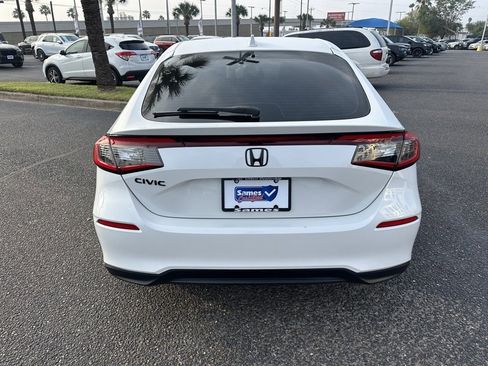 Used 2022 Honda Civic EX-L image 5