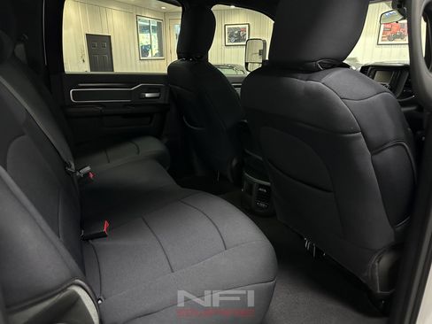 Used 2021 RAM 2500 Big Horn AWD/4WD image 39