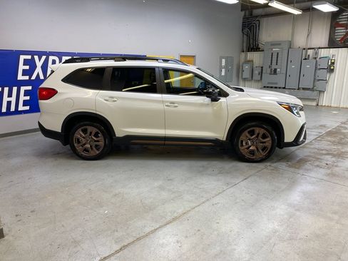 Used 2026 Subaru Ascent Limited Bronze AWD/4WD image 8