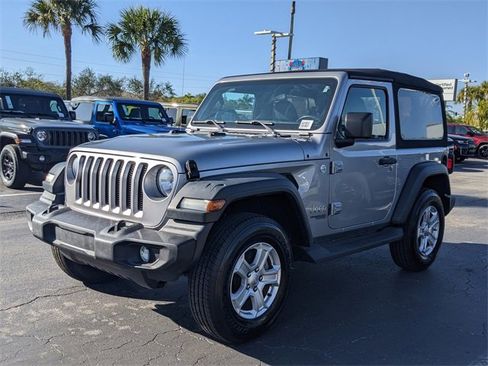 Certified 2018 Jeep Wrangler Sport image 6