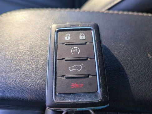 Used 2024 Jeep Wagoneer L Series II w/ Flexible Seating Group image 39