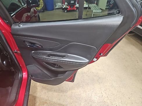 Used 2019 Buick Encore Preferred w/ Safety Package image 27