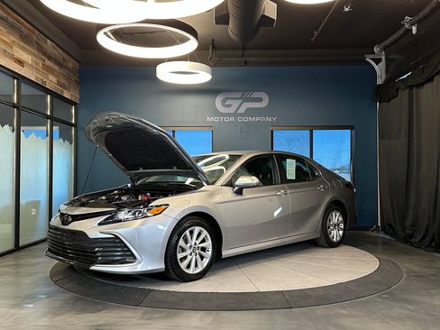 Used 2023 Toyota Camry LE FWD image 21