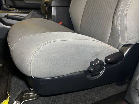 Used 2022 Toyota Tacoma SR w/ SR Convenience Package RWD image 22
