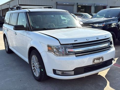 Used 2018 Ford Flex SEL w/ Equipment Group 202A AWD/4WD image 2