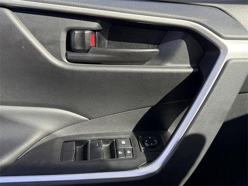 Certified 2025 Toyota RAV4 LE image 22