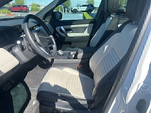 Certified 2024 Land Rover Discovery Sport Dynamic SE AWD/4WD image 9
