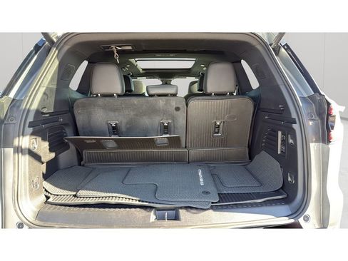 Used 2024 GMC Acadia Denali w/ Super Cruise Package image 19