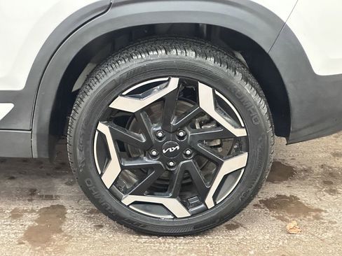 Used 2024 Kia Seltos SX image 47