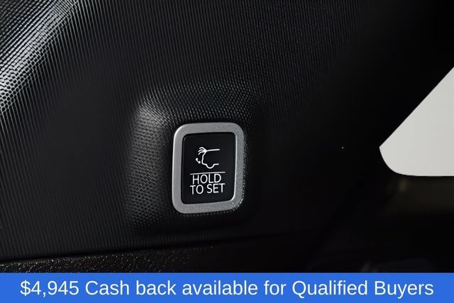 New 2026 Jeep Grand Cherokee Altitude AWD/4WD image 15