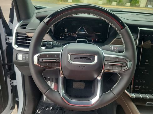 New 2026 GMC Acadia Denali Ultimate FWD image 19