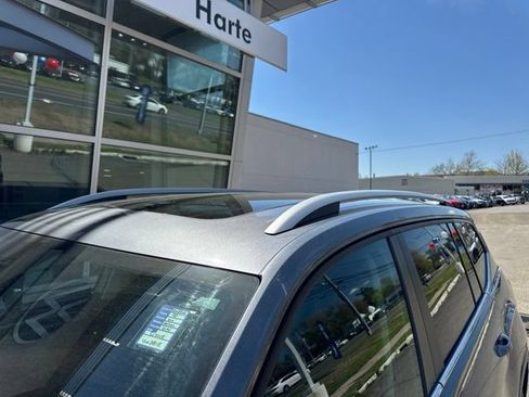 Used 2022 Volkswagen Atlas SEL AWD/4WD image 30