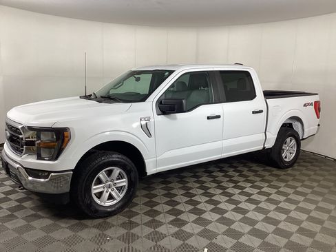 Used 2023 Ford F150 XLT w/ Trailer Tow Package AWD/4WD image 5