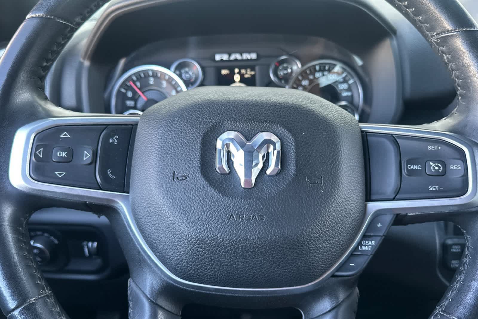 Used 2024 RAM 2500 Big Horn AWD/4WD image 24