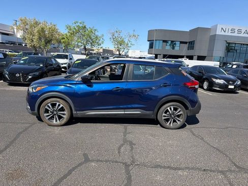 Used 2020 Nissan Kicks SR FWD image 8