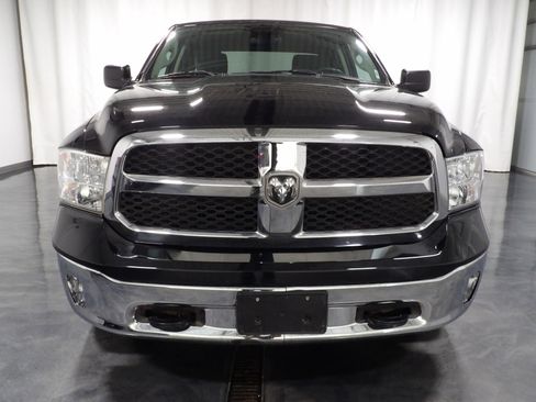 Used 2019 RAM 1500 Tradesman w/ Tradesman SXT Package image 3
