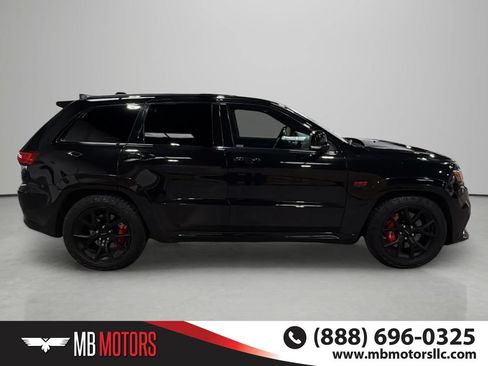 Used 2021 Jeep Grand Cherokee SRT AWD/4WD image 5
