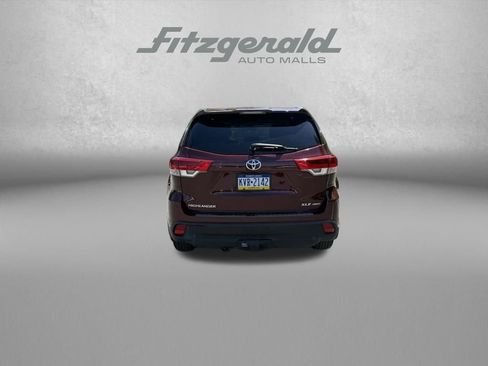 Used 2018 Toyota Highlander XLE w/ Protection Package #3 AWD/4WD image 6