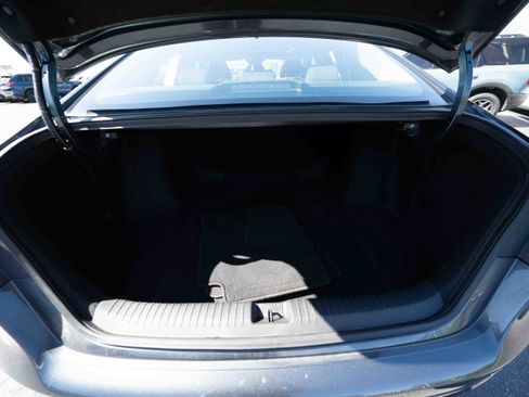 Certified 2023 Honda Accord EX image 27
