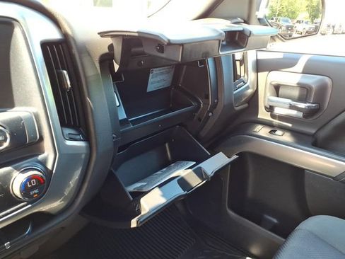 Used 2019 Chevrolet Silverado 1500 LT w/ All Star Edition AWD/4WD image 28