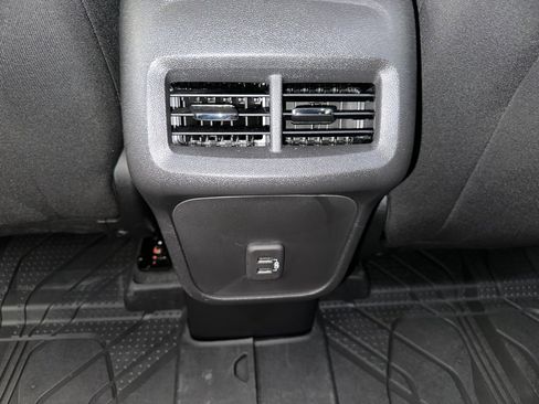 Certified 2024 Chevrolet Equinox LT w/ LPO, Floor Liner Package image 20