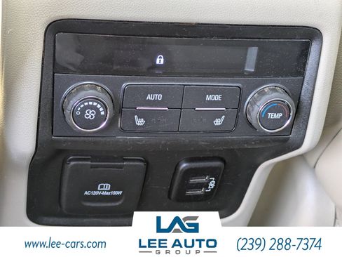 Used 2017 GMC Acadia Denali w/ Technology Package FWD image 19
