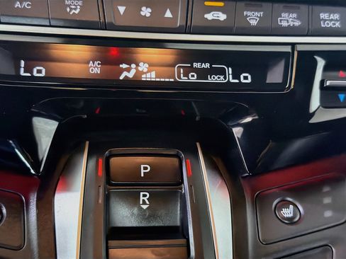 Used 2025 Honda Odyssey Sport-L image 22