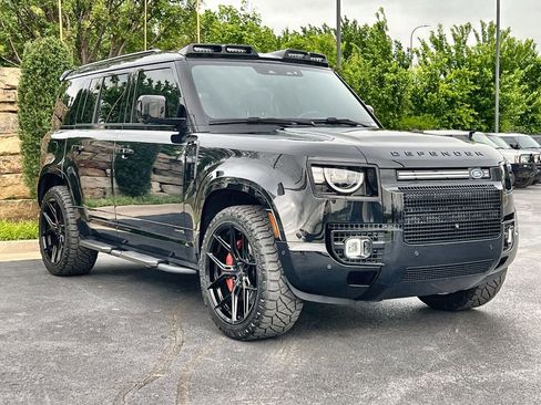New 2026 Land Rover Defender 110 X AWD/4WD image 7