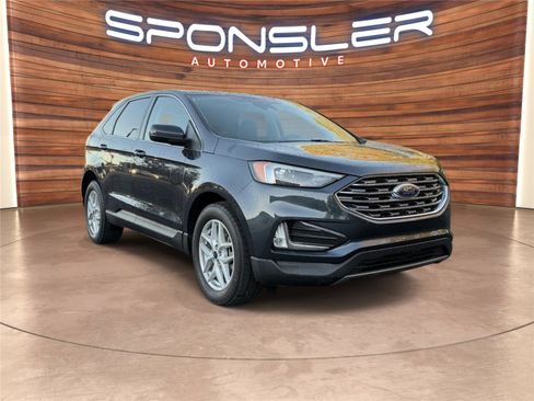 Used 2022 Ford Edge SEL w/ Convenience Package image 7