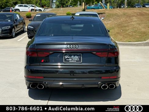 Used 2023 Audi S8 AWD/4WD image 12