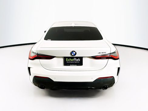 Used 2022 BMW 430i Coupe w/ M Sport Package RWD image 7