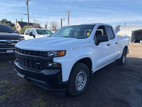 Used 2022 Chevrolet Silverado 1500 W/T w/ WT Convenience Package image 2