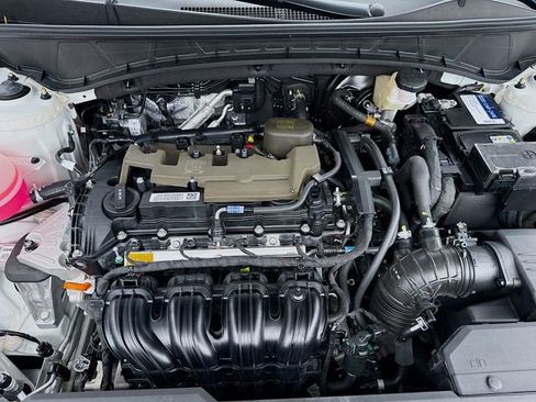 Certified 2026 Hyundai Tucson SE FWD image 28