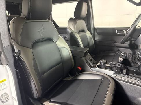 New 2026 Ford Bronco Outer Banks AWD/4WD image 14