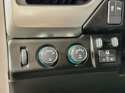 Used 2018 Chevrolet Tahoe LS w/ Max Trailering Package AWD/4WD image 10