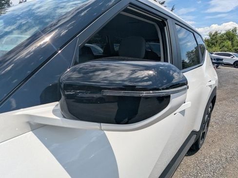 New 2027 Kia Seltos S FWD image 12