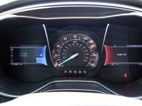 Used 2013 Ford Fusion SE FWD image 21