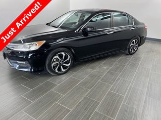Used 2016 Honda Accord EX image 1