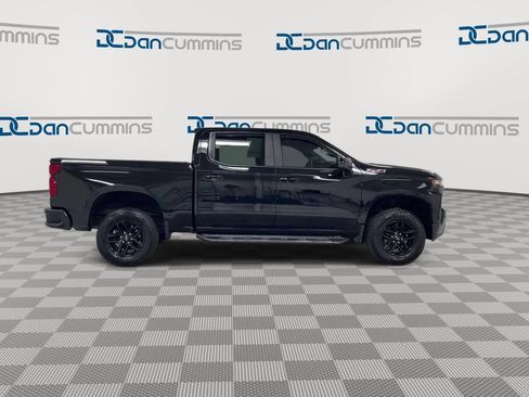 Used 2019 Chevrolet Silverado 1500 LT Trail Boss AWD/4WD image 9